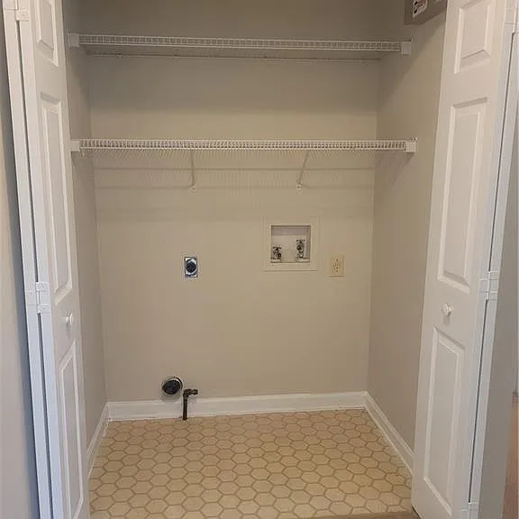 488 Slew Ave — Photo 18