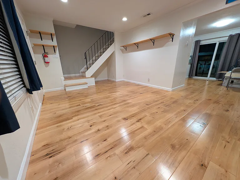 4759 Saginaw Cir — Photo 1