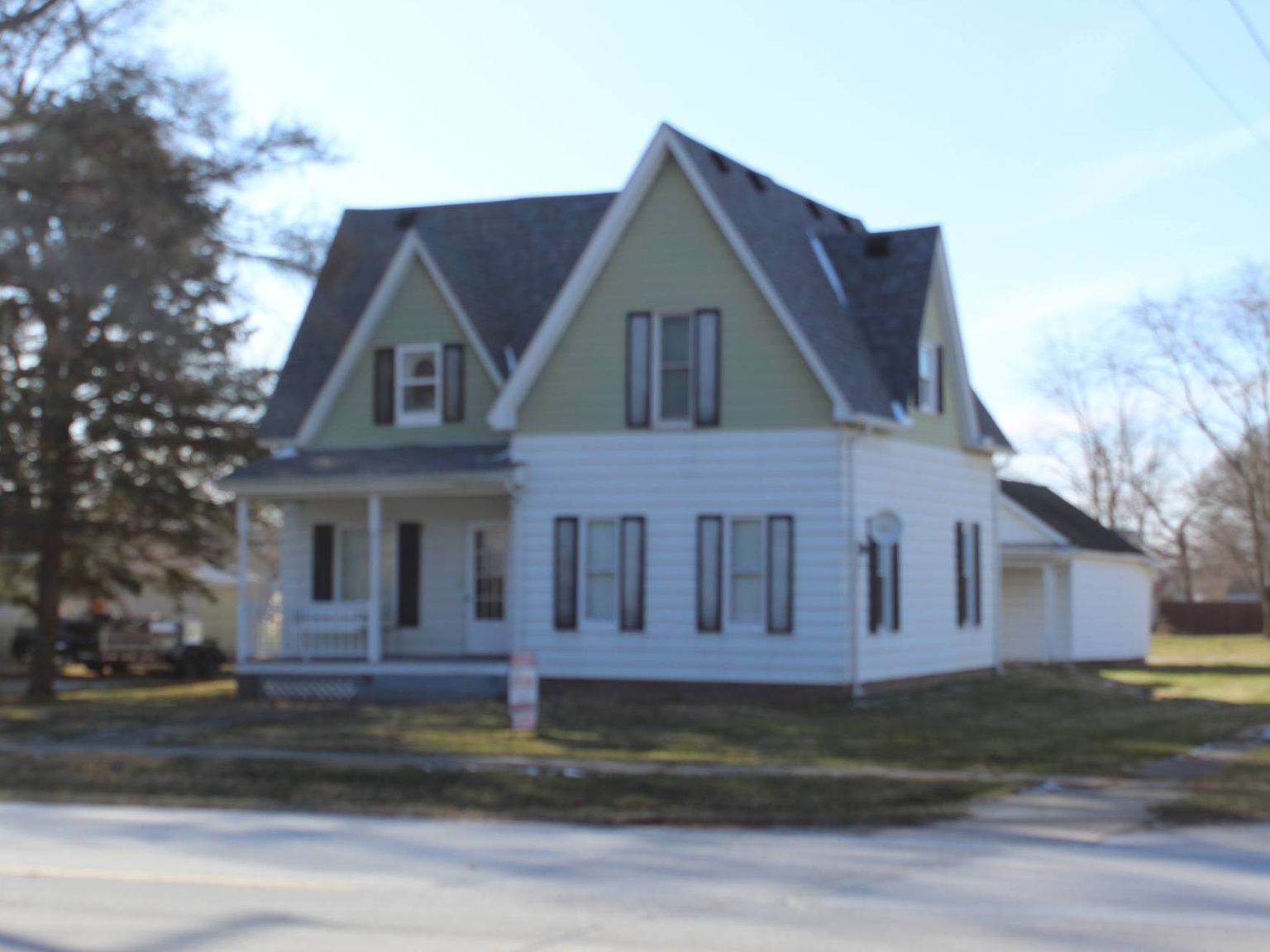 334 S Main St, Palmyra, IL 62674 Zillow