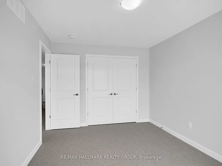 749 Newstead Cres — Photo 36