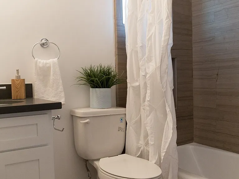 5957 Barton Ave #101 — Photo 13