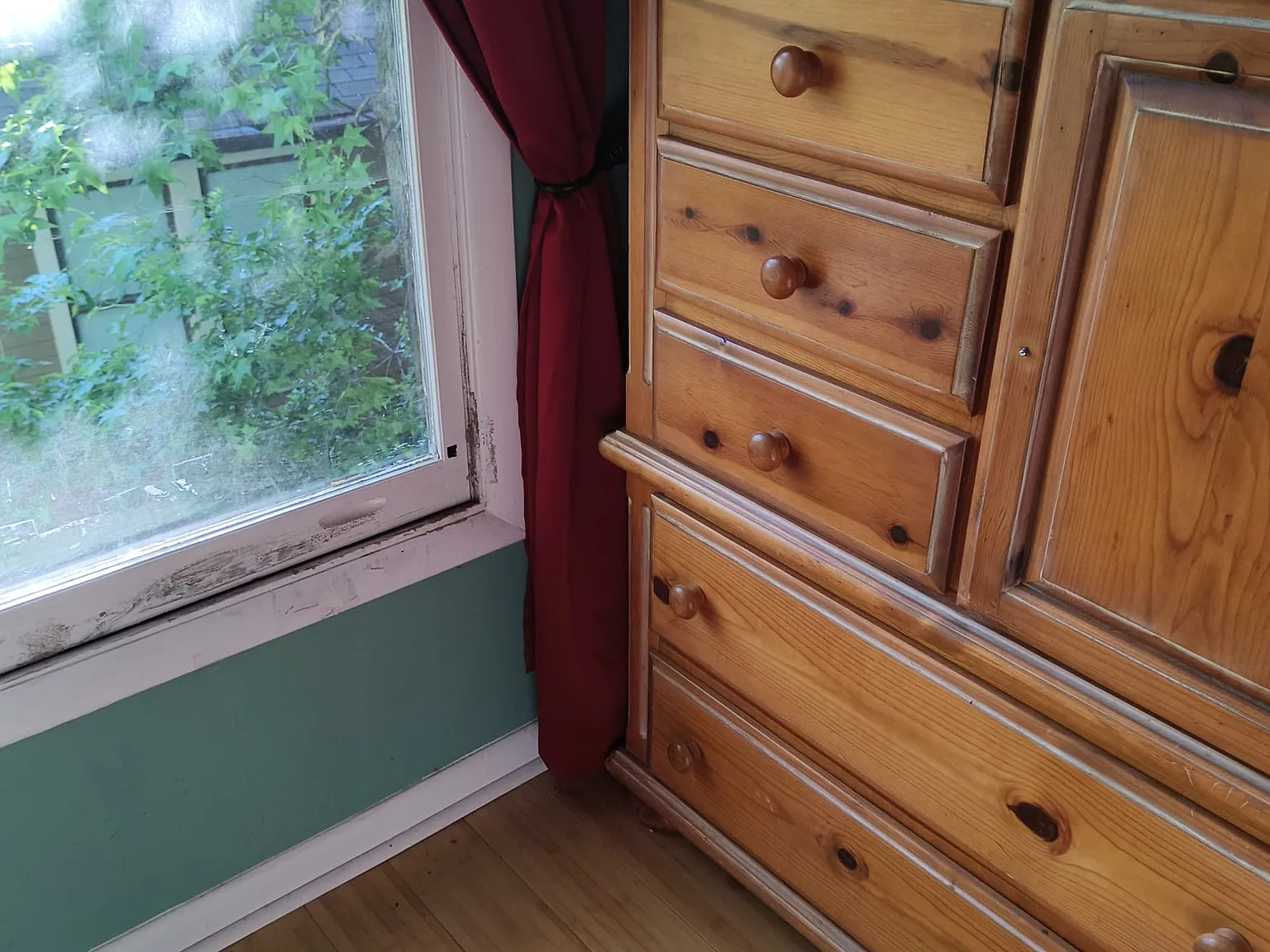 3 bed, 3296 sqft, $2,600 — Photo 2