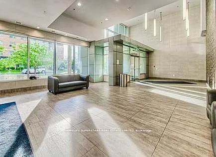 318 Spruce St #406 — Photo 4