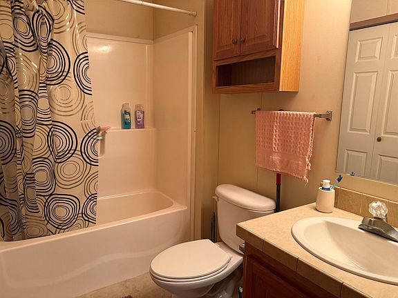 5th image of 745 Meadowview Ln