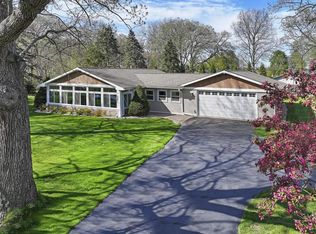 W134 Nippersink Rd, Genoa city, WI 53128