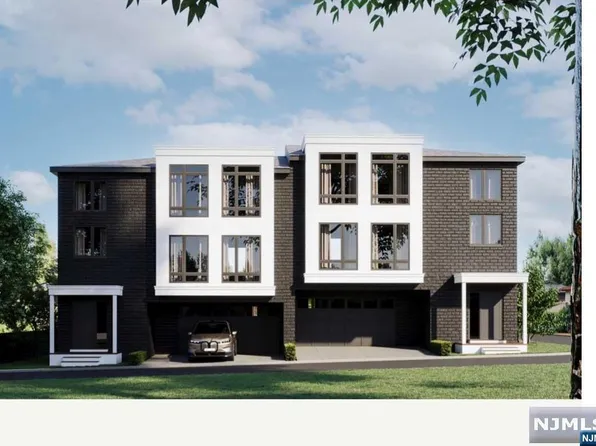 128 E Edsall Blvd #A, Palisades Park, NJ 07650