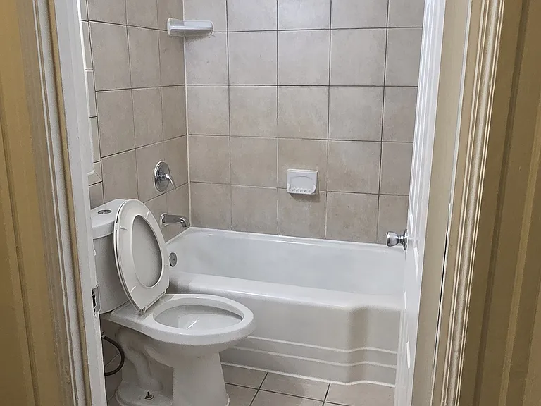 5521 Illinois Ave NW #5521 — Photo 5