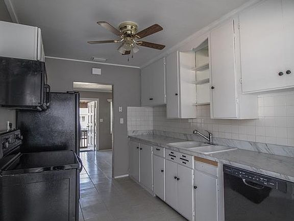 4th image of 2222 Avenue A NW