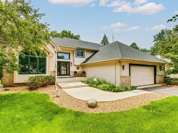 201 75th Ave N, Brooklyn Park, MN 55444
