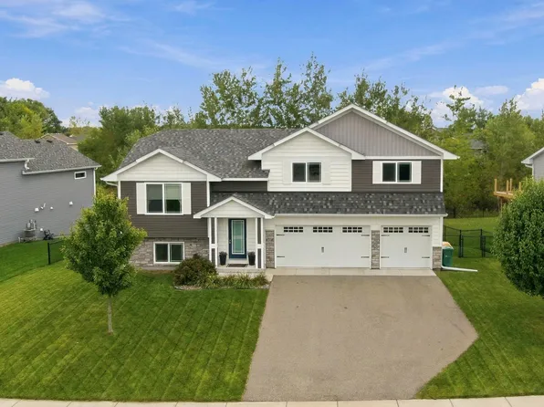 1638 Hidden Trl, Mayer, MN 55360