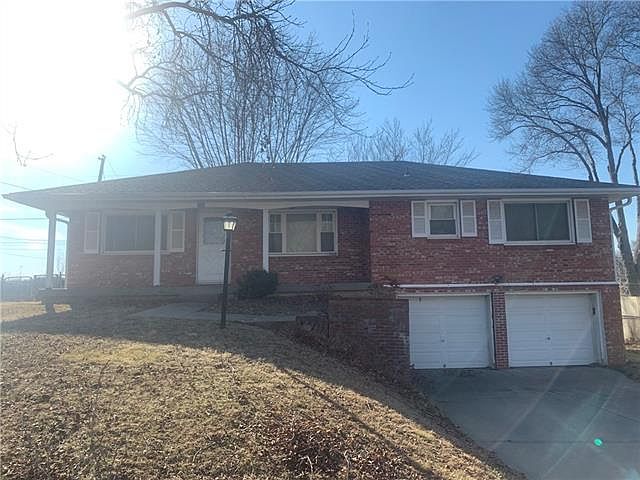 1st image of 126 N 80th Pl