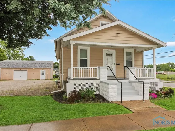 1515 E 3rd St, Pt Clinton, OH 43452
