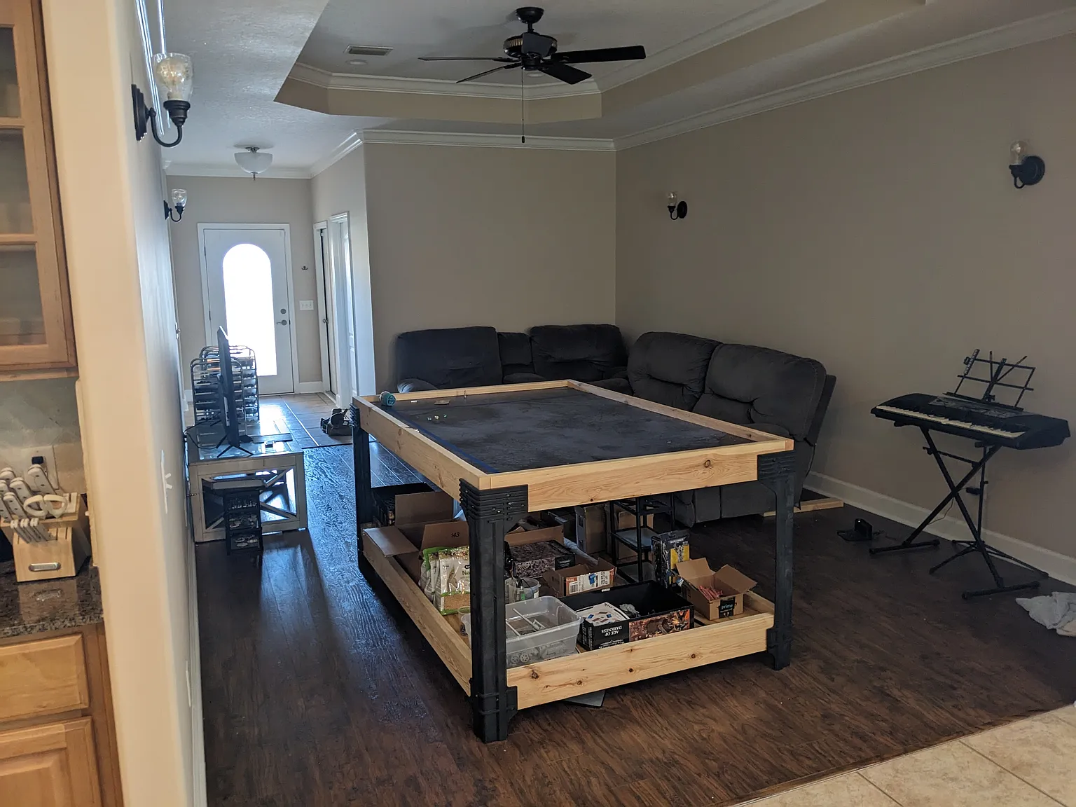 3 bed, 1844 sqft, $900 — Photo 3