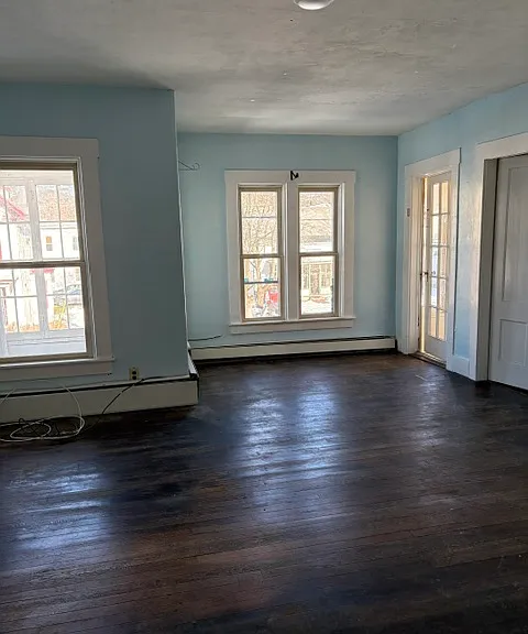 18 Center St — Photo 6
