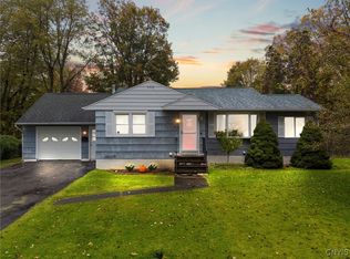 212 Dorothy St, Minoa, NY 13116