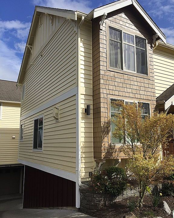 2nd image of 4220 Winslow Pl N