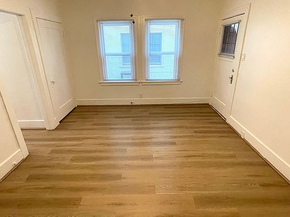 4th image of 2106 E Bermuda St APT 105