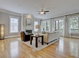 300 Green Oak Dr, Roswell, GA 30075