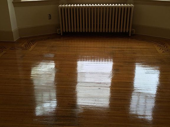 2nd image of 1652 Chapel St Floor 2