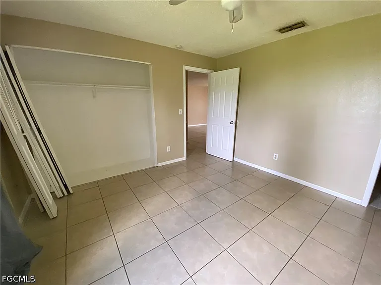 4425 Ruthann Ct — Photo 12