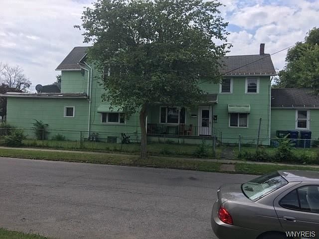 2nd image of 144 Hamilton St