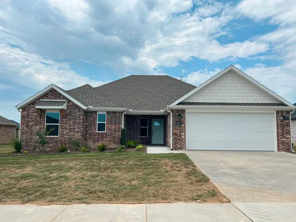 983 Madden St, Springdale, AR 72762