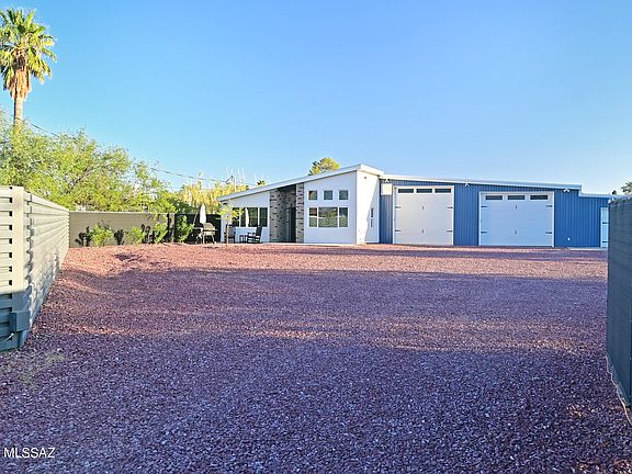 4th image of 6008 E 30th St