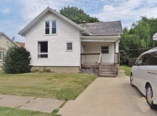 205 4th Ave, Mendota, IL 61342