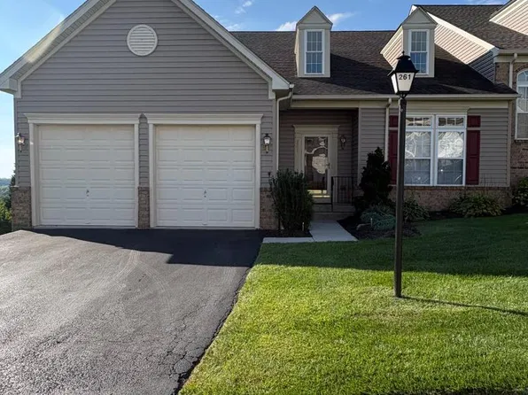 261 Prospect Cir #7, Shrewsbury, PA 17361