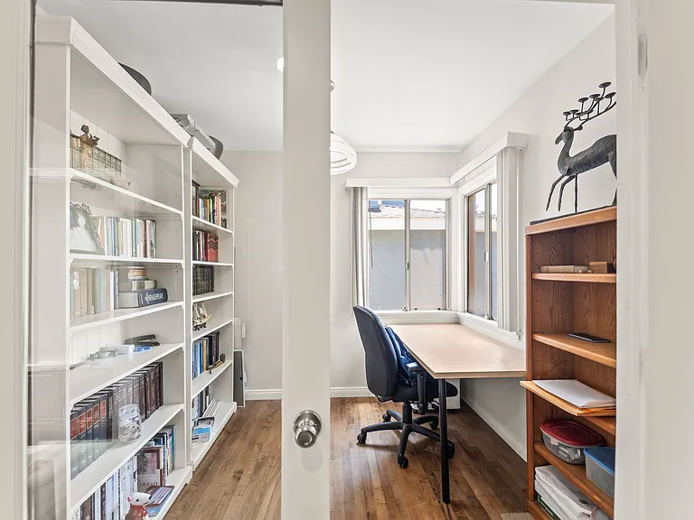 8016 Denrock Ave — Photo 4