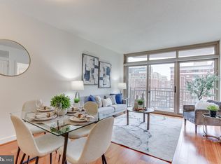 888 N Quincy St UNIT 704, Arlington, VA 22203