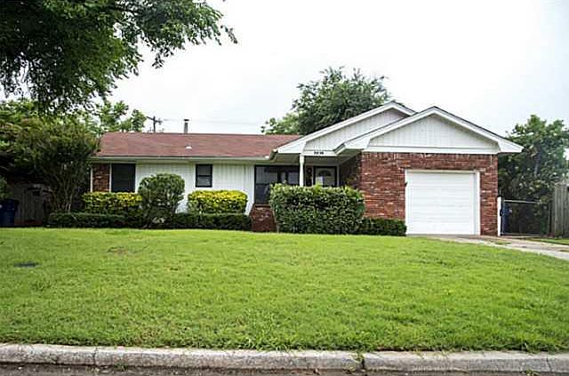 1st image of 2828 NW Lakeside Dr