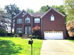 101 Chesapeake Harbor Blvd, Hendersonville, TN 37075