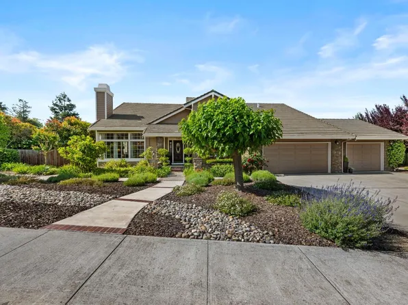 132 Calle Cuesta, Hollister, CA 95023