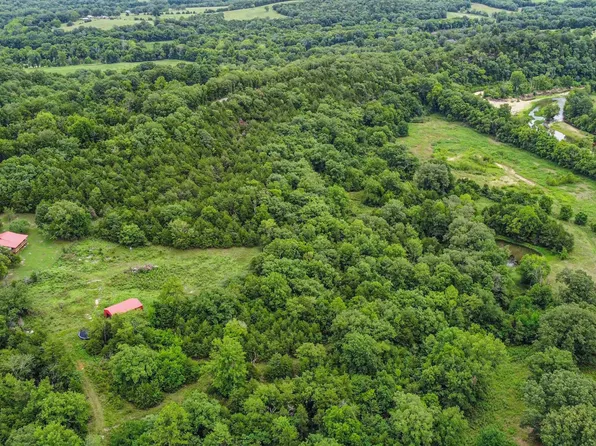 64 Francis Marion Ln, Yellville, AR 72687