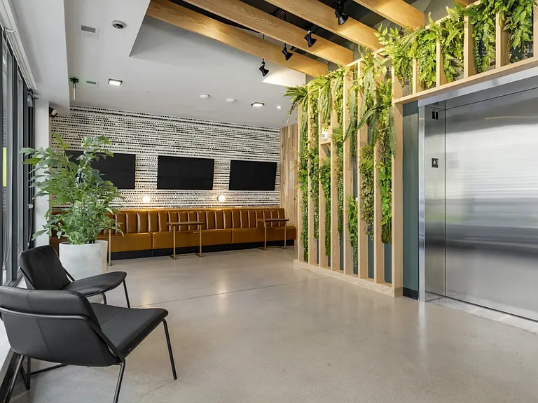 Trademark Apartments — Photo 2