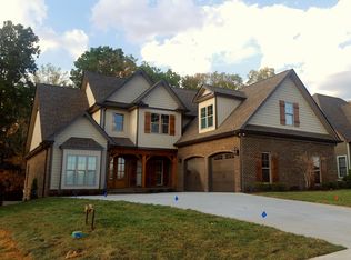 623 Karch Dr, Maryville, TN 37803