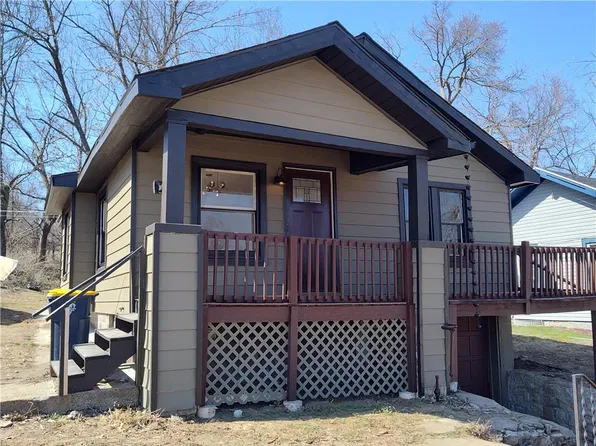4414 Monroe Ave, Kansas City, MO 64130