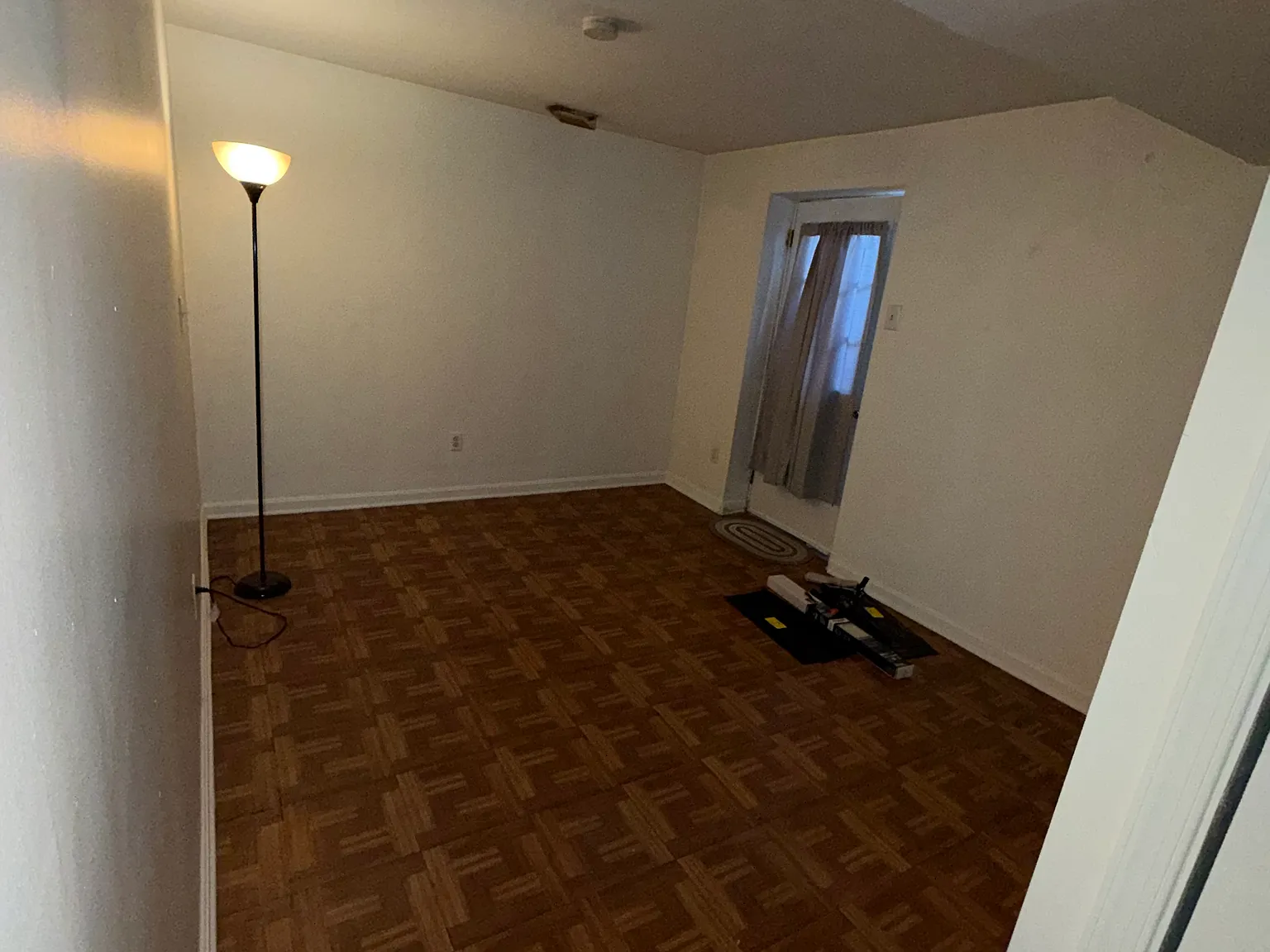 1 bed, 800 sqft, $1,200 — Photo 3