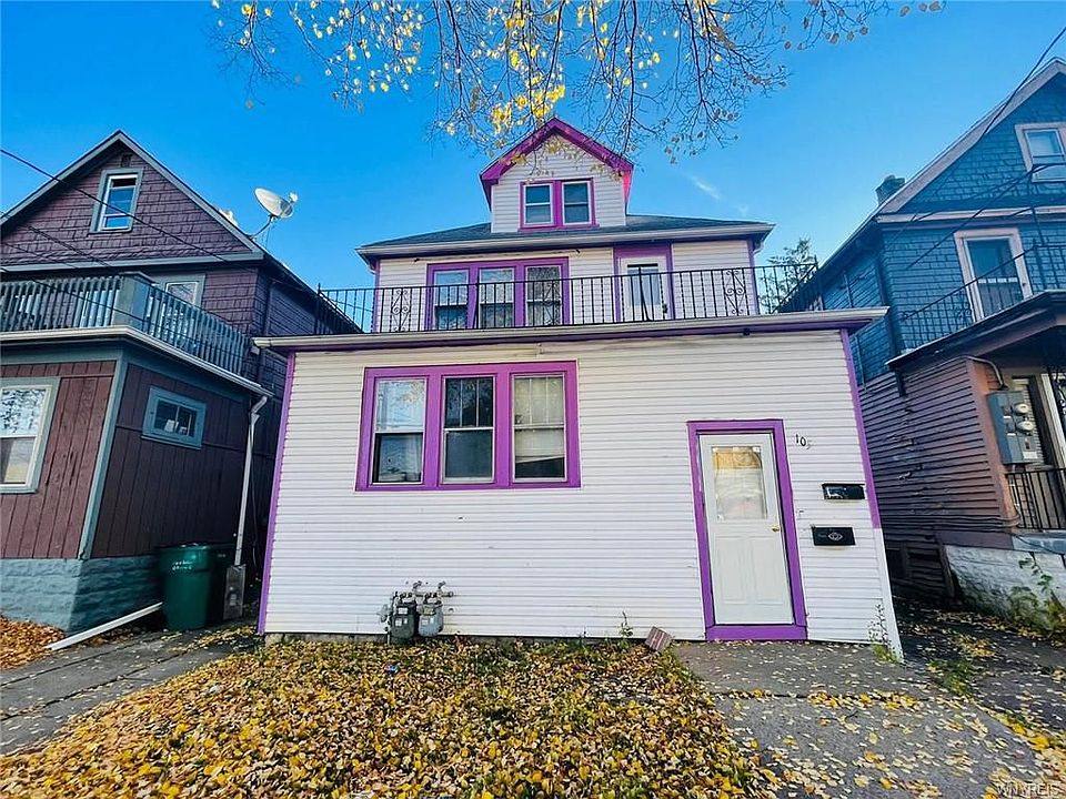 1st image of 105 Clarence Ave #1