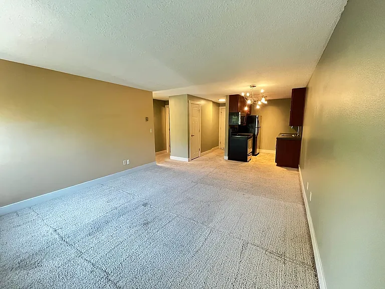 DW094-R — Photo 6