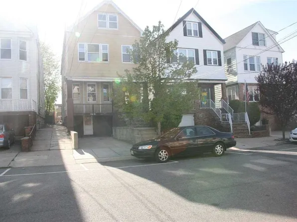 62 Garretson Ave, Bayonne, NJ 07002