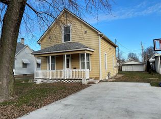 1820 Dakota Ave, Mattoon, IL 61938