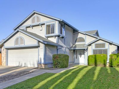 8145 Glen Cove Way, Sacramento, CA, 95828
