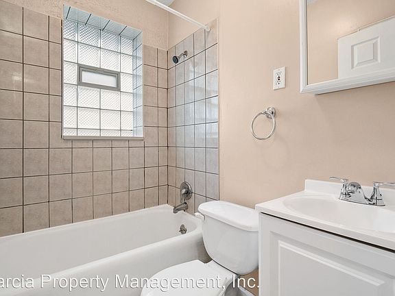 4th image of 4982 Miami St #8039674
