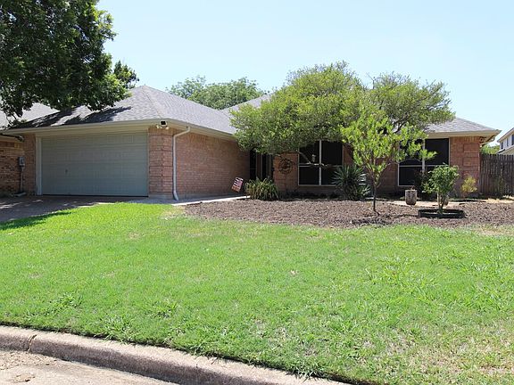 5th image of 3952 Blue Pond Cir