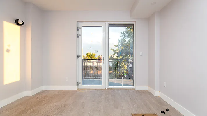 Rented by Nooklyn NYC LLC | media 7