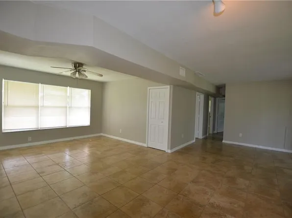 834 Dolores St, Sebastian, FL 32958