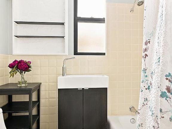 5th image of 815 8th Ave APT 1F