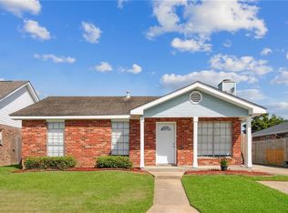 241 River Village Dr, Destrehan, LA 70047